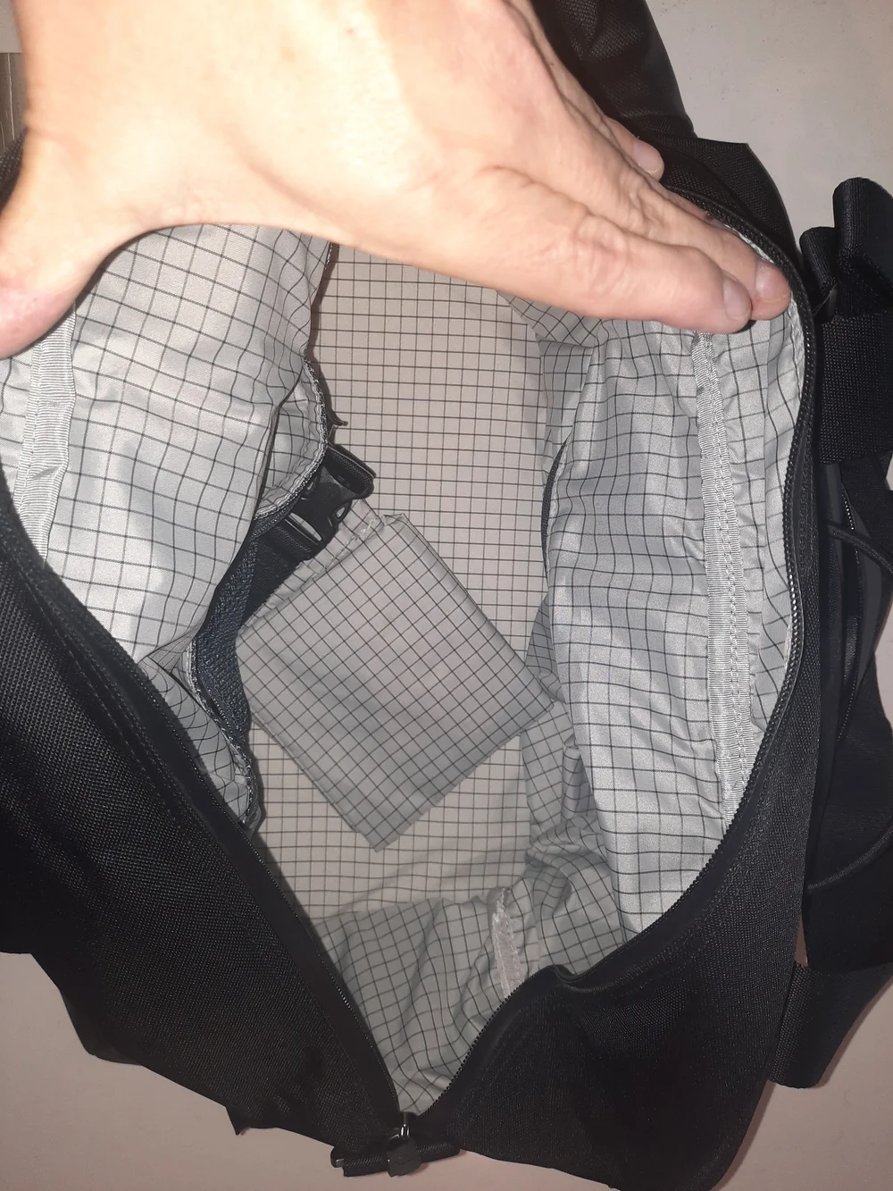 NWT lululemon athletica Black Men's Duffel Workout Bag